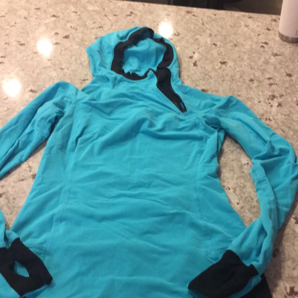 Super cute Lulu jacket/hoodie